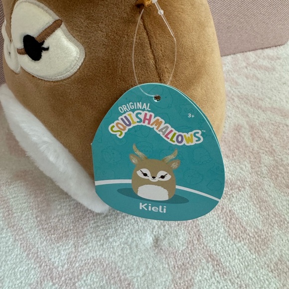 SQUISHMALLOWS Kieli the Antelope - Picture 2 of 2